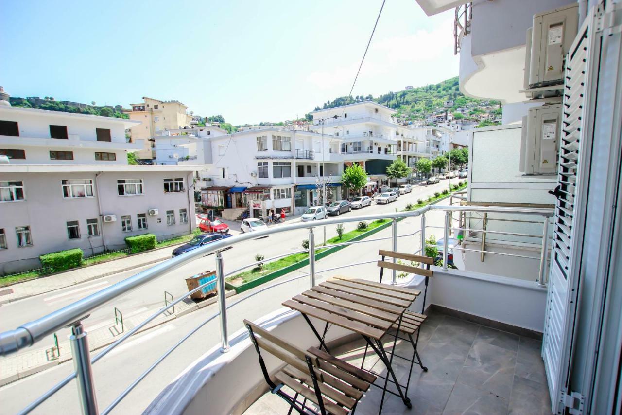 Brilant Luxury Apartment Gjirokastër 外观 照片